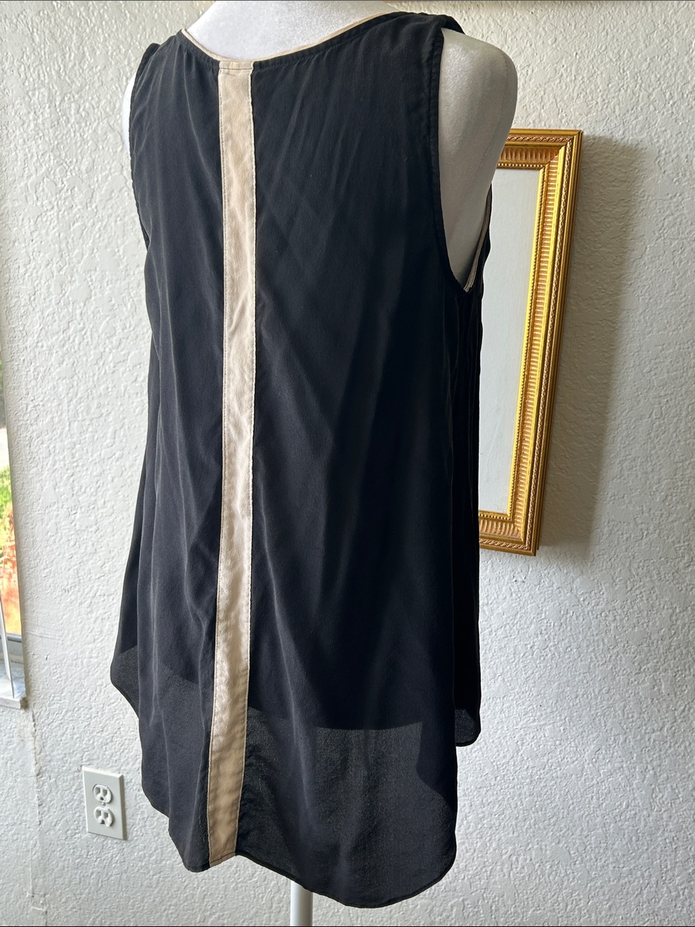 Anthropologie Maeve Black Sleeveless Chiffon Tunic with Center Cream Stripe